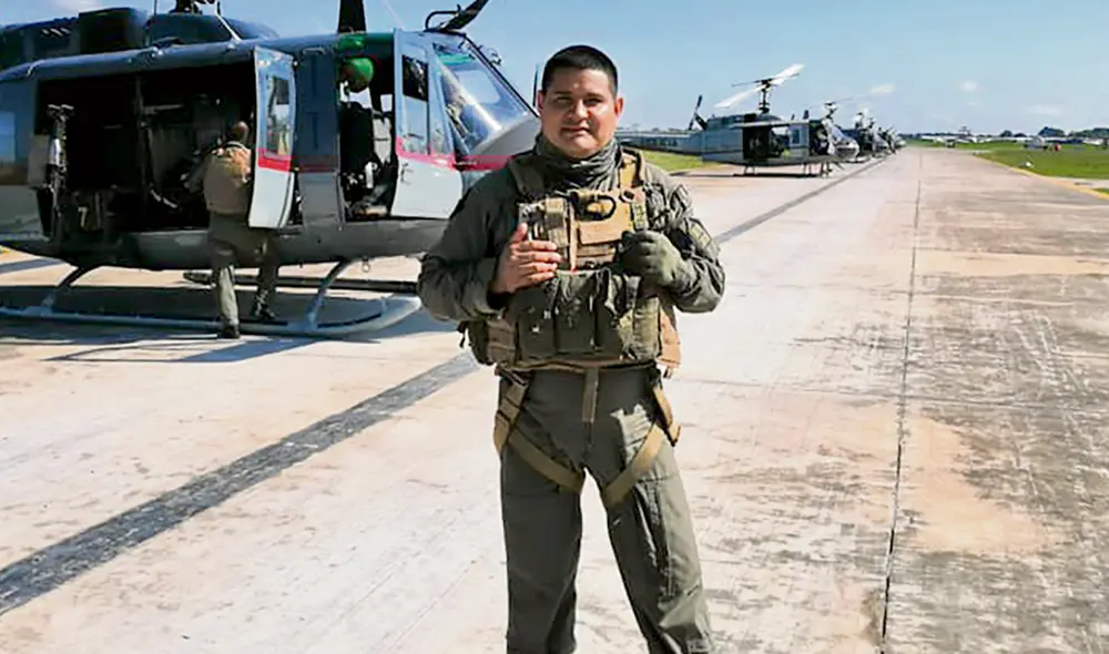 Ingeniero. El suboficial Harrison Ccasani Aliendres es el mecánico de vuelos. Pertenece a la Aviación Policial. Es casado y tiene un hijo menor de edad. Foto: difusión Ingeniero. El suboficial Harrison Ccasani Aliendres es el mecánico de vuelos. Pertenece a la Aviación Policial. Es casado y tiene un hijo menor de edad. Foto: difusión