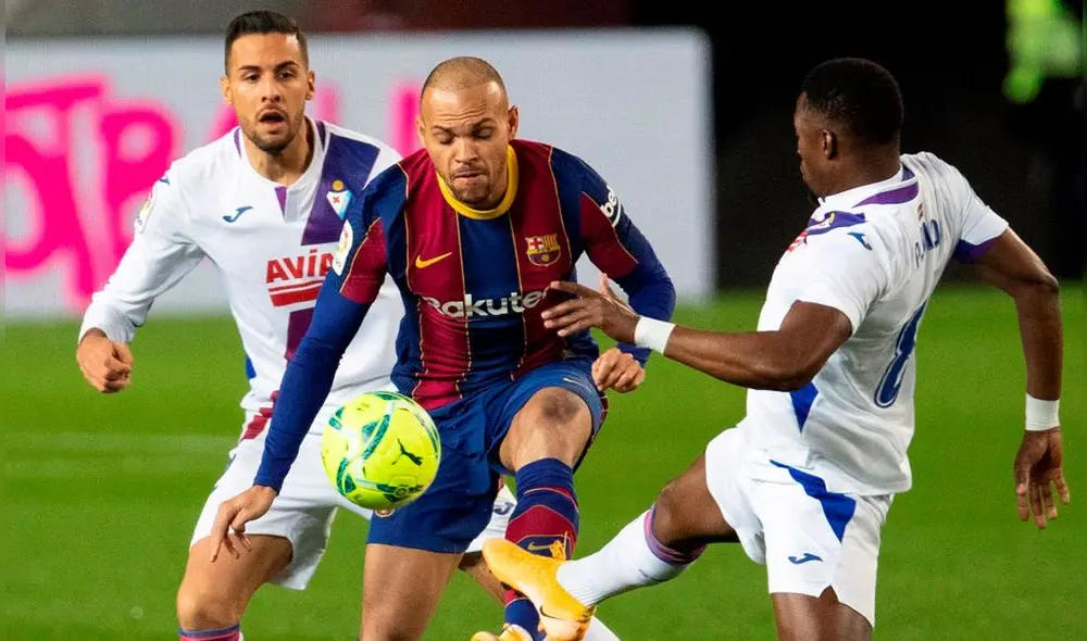 Los azulgranas se encuentran en la tercera casilla con 76 unidades. Foto: EFE