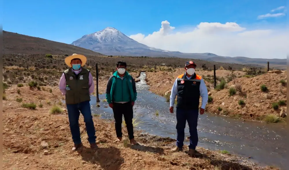 Autoridades llevaron a cabo una visita de campo a distrito de Lluta. Foto: Coer