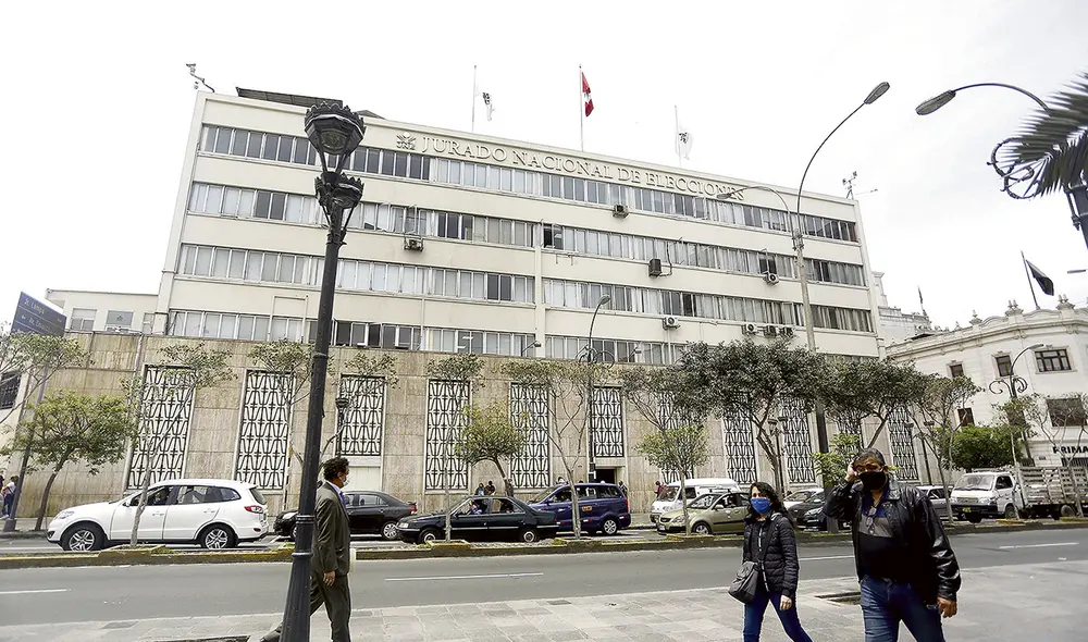 Ilegal. JNE dice que la ley impide que Jorge Salas renuncie. Foto: Félix Contreras/La República Ilegal. JNE dice que la ley impide que Jorge Salas renuncie. Foto: Félix Contreras/La República