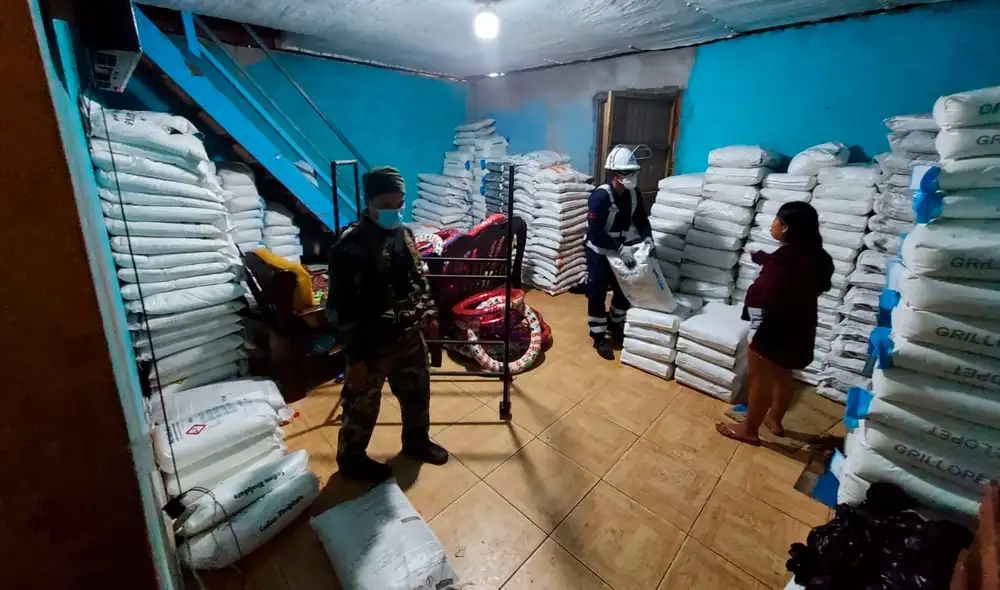 Entre los elementos decomisados se encontró Potassium Hydroxide Solid, Magnesiun Cloride Flakes, entre otros. Foto: difusión Entre los elementos decomisados se encontró Potassium Hydroxide Solid, Magnesiun Cloride Flakes, entre otros. Foto: difusión