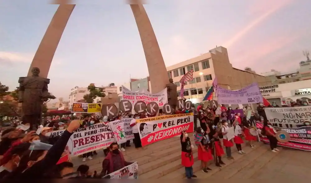 Cientos de personas se manifiestan contra la candidata de Fuerza Popular. Foto: La República.