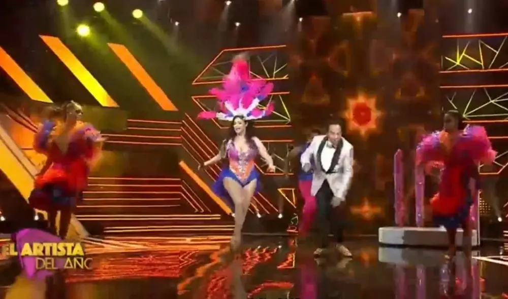 'Melcochita' fue el refuerzo de Pamela Franco en El artista del año. Foto: captura América TV.