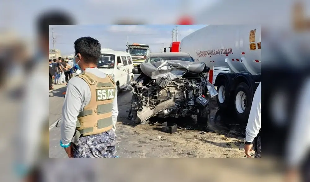 Uno de los choferes habría estado ebrio. Foto: corresponsal de Virú