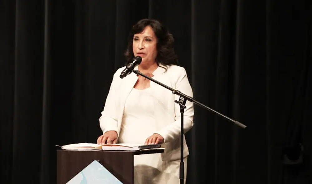 Dina Boluarte participa en el debate de equipos técnicos del JNE. Foto: La República