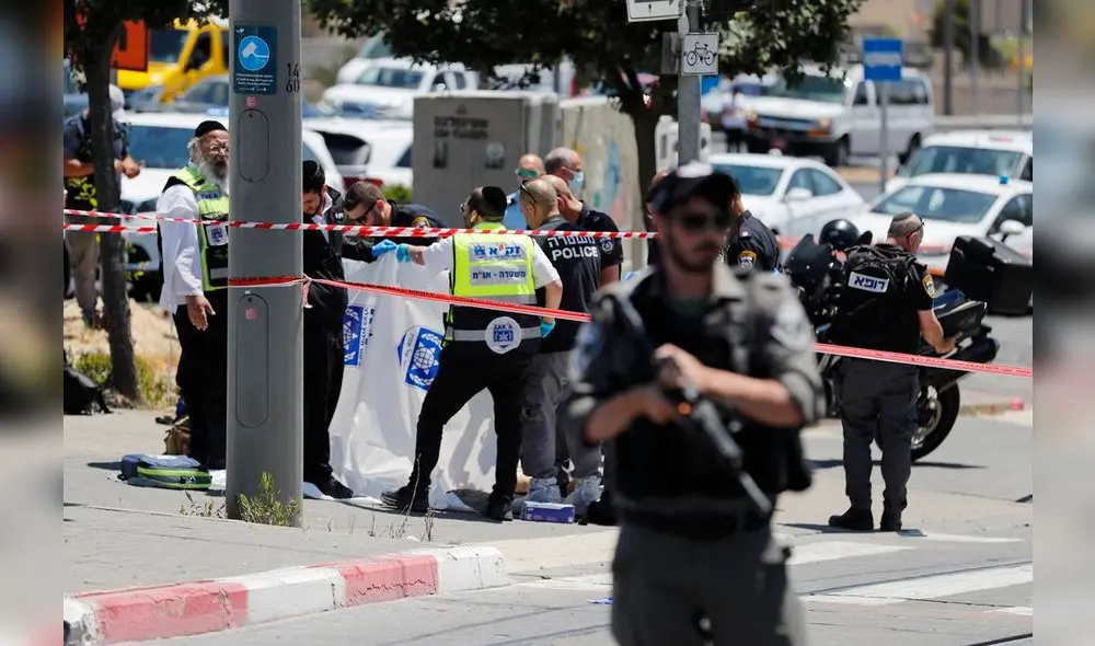 A través de las redes sociales, se publicaron varias imágenes del ataque en Jerusalén. Foto: AFP A través de las redes sociales, se publicaron varias imágenes del ataque en Jerusalén. Foto: AFP