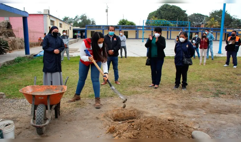 Colocación de la primera piedra de la reconstrucción de la institución educativa El Divino Maestro de Cartavio. Foto: ARCC