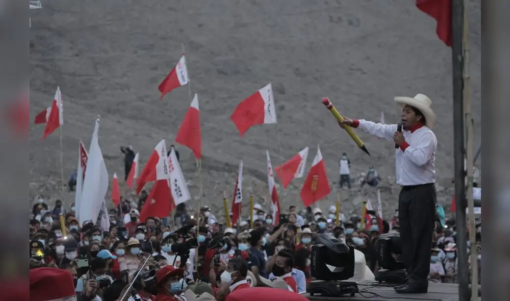 Este martes 25 de mayo, Pedro Castillo participó en una actividad proselitista realizada en Huaycán. Foto: John Reyes/La República