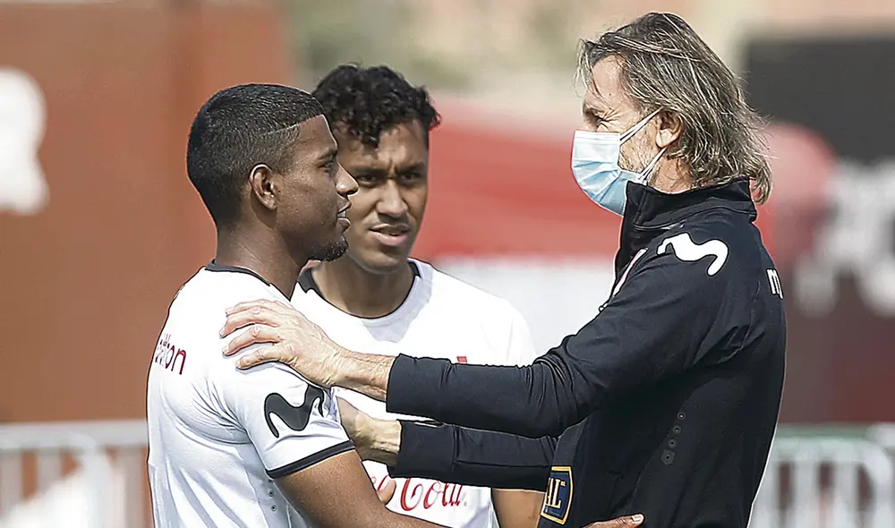 A trabajar. Tapia y Araujo se sumaron ayer a la selección. Foto: difusión A trabajar. Tapia y Araujo se sumaron ayer a la selección. Foto: difusión