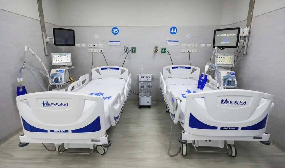 Área está implementada con modernos equipos biomédicos como máquinas de monitoreo, respiradores y puntos de oxígeno. Foto: EsSalud