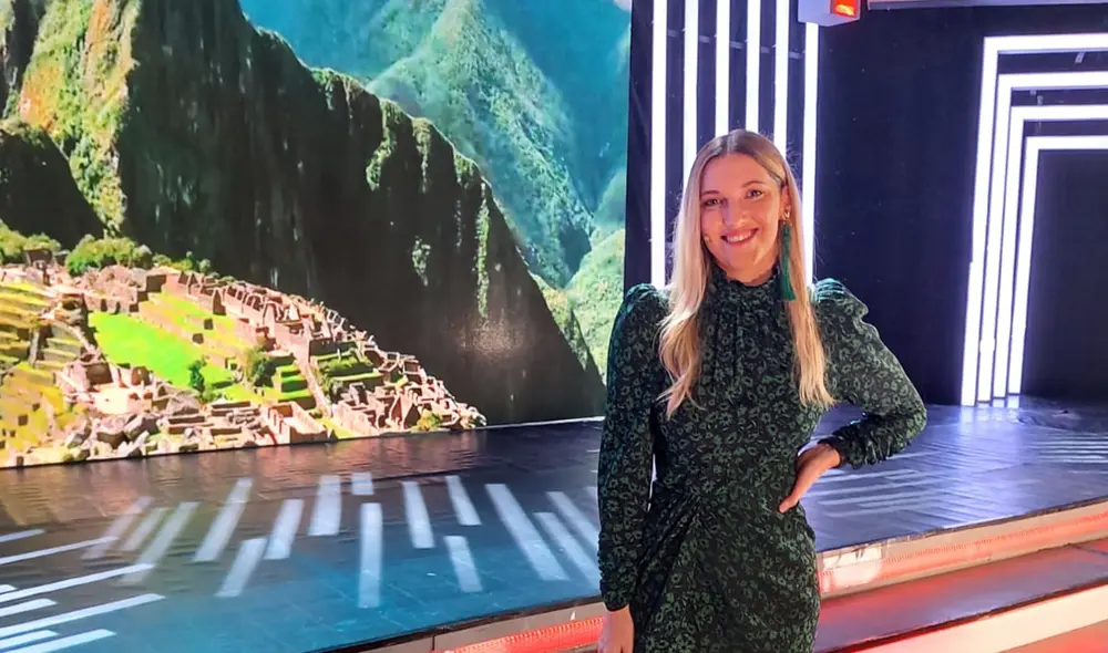 Bárbara Galleti, conductora del programa cultural Bicentenario. Foto: difusión Bárbara Galleti, conductora del programa cultural Bicentenario. Foto: difusión