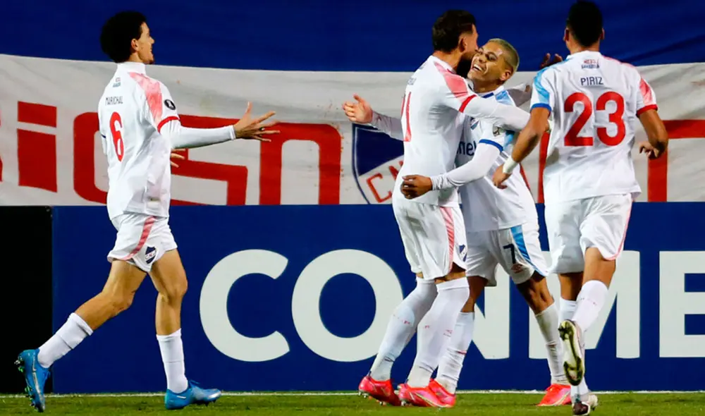 Nacional derrotó a Argentinos Juniors por la última fecha de la fase de grupos de Copa Libertadores 2021. Foto: AFP