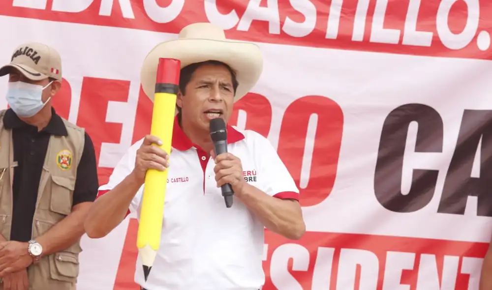 El maestro de escuela enfrentará en el balotaje a Keiko Fujimori. Foto: Carlos Félix/La República