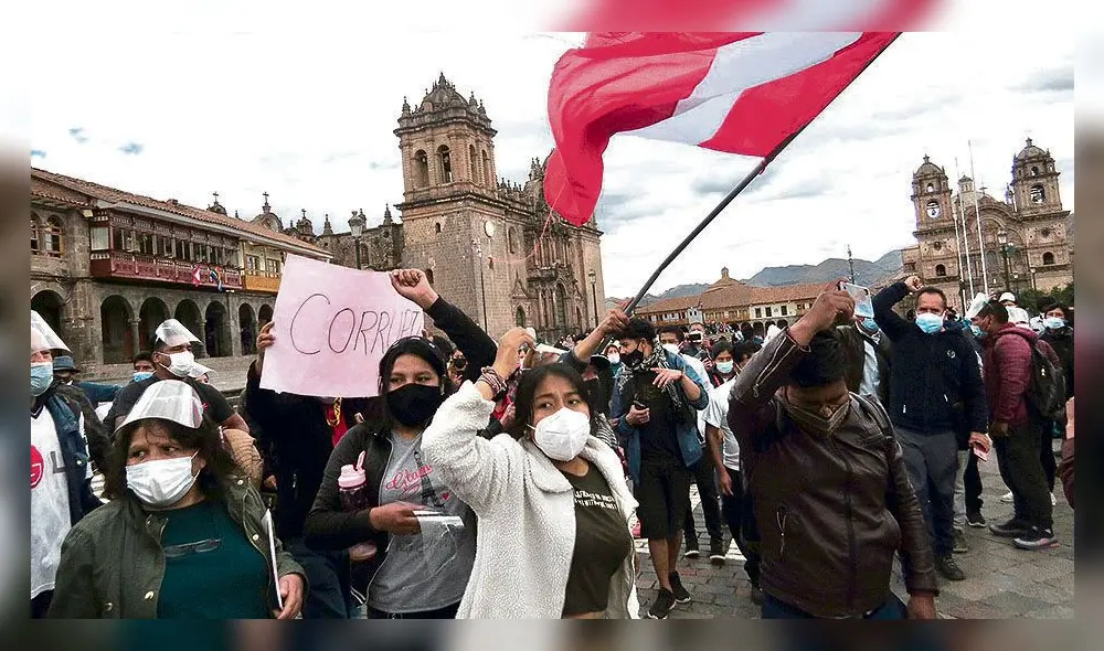 Tensión. En la Plaza Mayor se gestaron protestas antifujimoristas contra la candidata. Keiko pudo encabezar un mitin en Anta, fuera de Cusco ciudad.