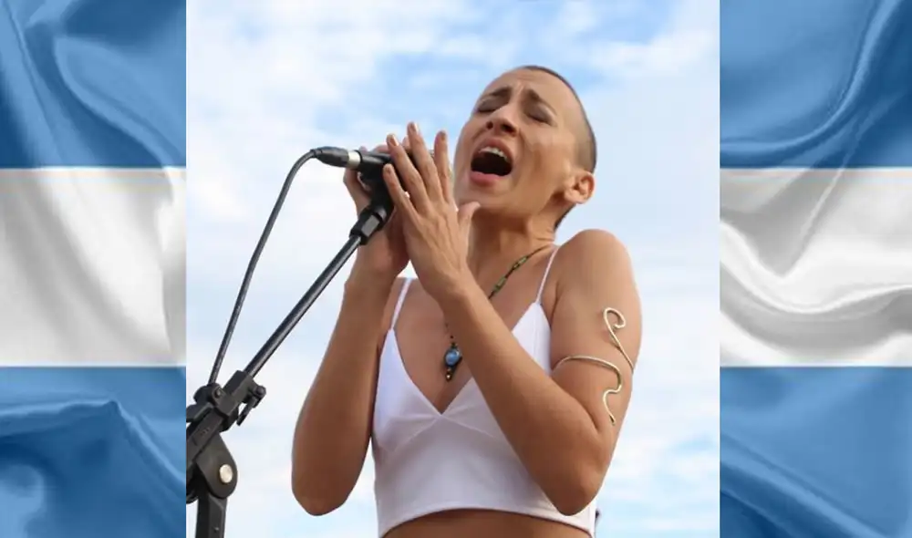 “Juremos con gloria vivir” fue otra parte que se modificó como muestra de solidaridad por la crisis sanitaria. Foto: Instagram Evelin Sanzo