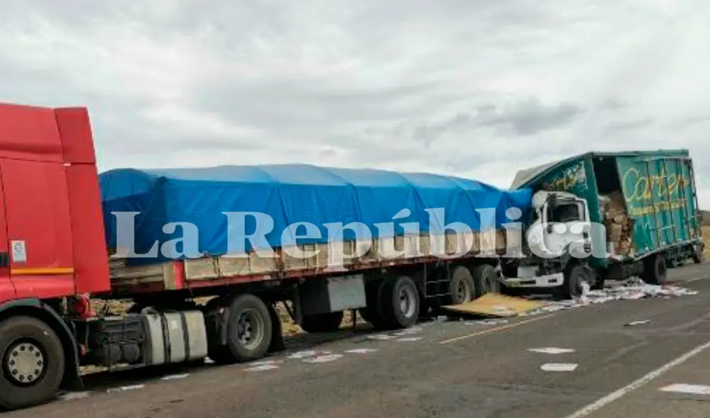 El copiloto, quien todavía no fue identificado, resultó atrapado entre los fierros de la unidad. Foto: La República