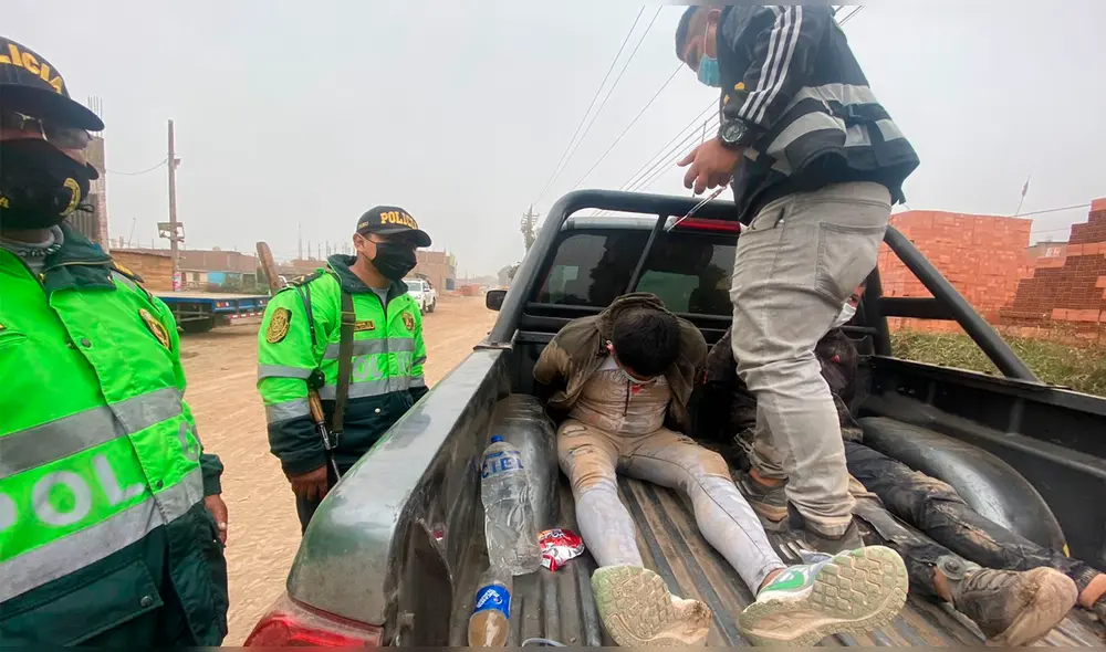 PNP logró la captura de dos delincuentes. Foto: Raul Egusquiza/URPI - LR