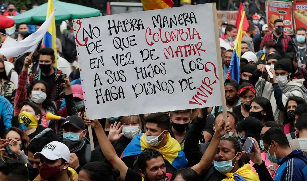 El Paro Nacional en Colombia que inició el 28 de abril tuvo como detonante el rechazo a un plan de reforma tributaria presentada por Duque. Foto: EFE El Paro Nacional en Colombia que inició el 28 de abril tuvo como detonante el rechazo a un plan de reforma tributaria presentada por Duque. Foto: EFE