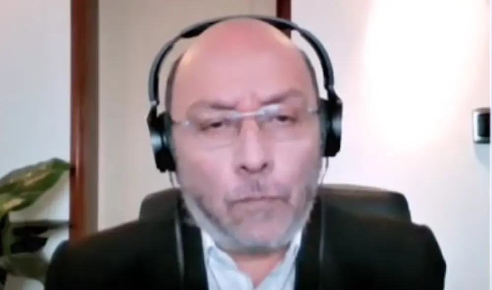 El economista Carlos Palomino dijo sobre las AFP que "hay desconfianza de los trabajadores acerca de cómo se manejan sus fondos". Foto: captura de Exitosa El economista Carlos Palomino dijo sobre las AFP que "hay desconfianza de los trabajadores acerca de cómo se manejan sus fondos". Foto: captura de Exitosa