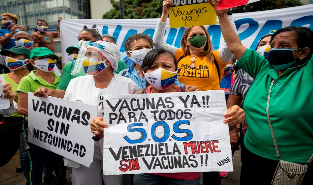 Venezuela se encuentra en los últimos puestos de Latinoamérica en inmunización contra el coronavirus. Foto: EFE