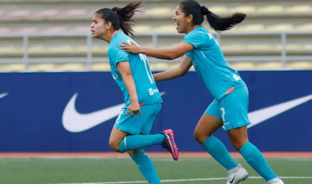 Nahomí Martínez celebra su doblete ante San Martín en el Estadio San Marcos. Foto: Movistar Deportes Nahomí Martínez celebra su doblete ante San Martín en el Estadio San Marcos. Foto: Movistar Deportes