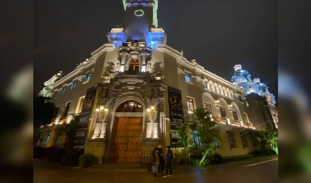 Frontis del local municipal que se convertirá en El Palacio de las Bellas Artes Frontis del local municipal que se convertirá en El Palacio de las Bellas Artes
