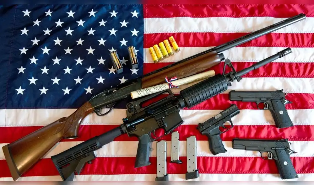 La segunda enmienda de la constitución de los Estados Unidos ha permitido que los ciudadanos posean armas para actividades de caza y defensa personal. Foto: CNN La segunda enmienda de la constitución de los Estados Unidos ha permitido que los ciudadanos posean armas para actividades de caza y defensa personal. Foto: CNN