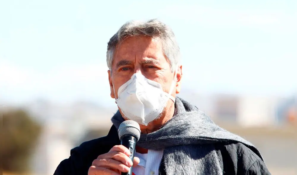 Jefe de Estado llegó a la región de Puno para entregar 100.000 dosis contra la COVID-19. Foto: Juan Carlos Cisneros/La República Jefe de Estado llegó a la región de Puno para entregar 100.000 dosis contra la COVID-19. Foto: Juan Carlos Cisneros/La República