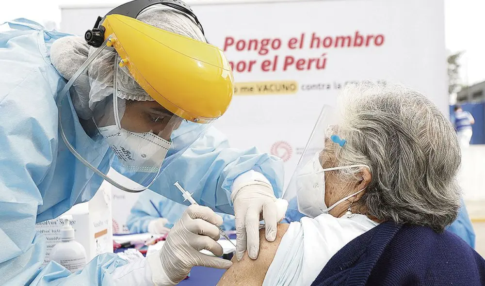 Minsa precisó todos los detalles para la atención de estos grupos. Foto: Antonio Melgarejo / La República Minsa precisó todos los detalles para la atención de estos grupos. Foto: Antonio Melgarejo / La República
