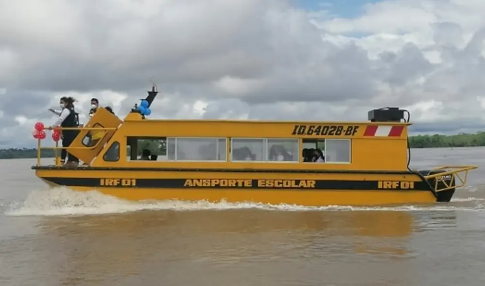 Cuatro embarcaciones fluviales realizan el traslado de estudiantes en Loreto y Ucayali. Foto: Minedu