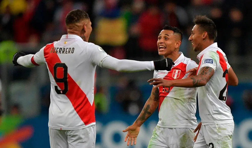 Gareca y sus 11 titulares necesitan ganar los próximos dos partidos para subir en la tabla. Foto: AFP. Gareca y sus 11 titulares necesitan ganar los próximos dos partidos para subir en la tabla. Foto: AFP.
