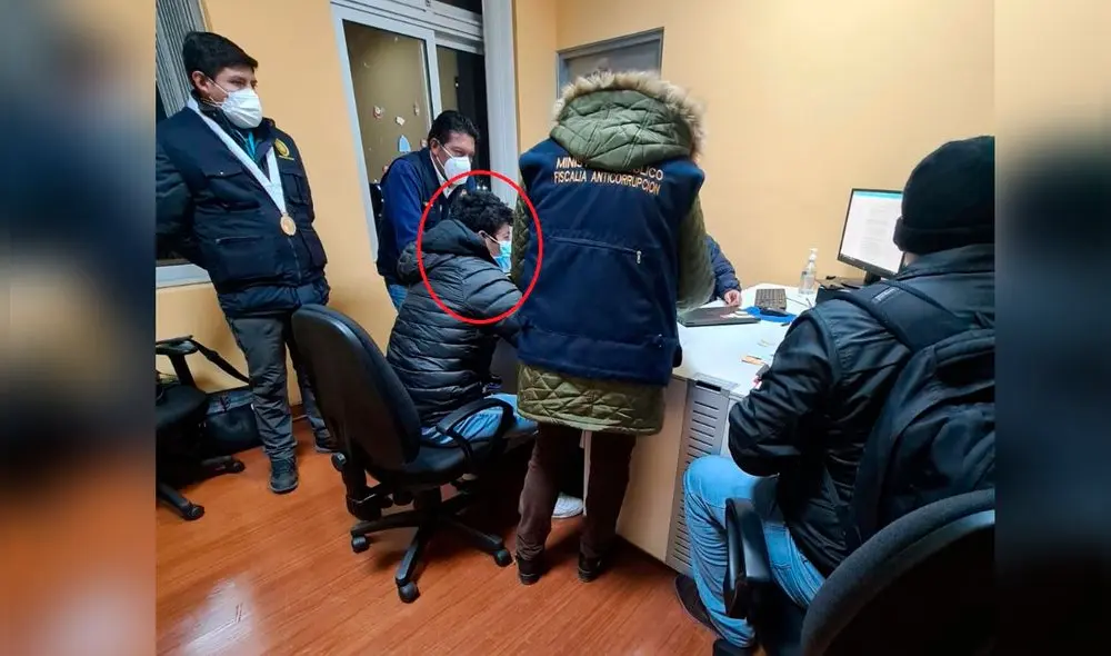 Detenido será investigado por el presunto delito de cohecho pasivo impropio. Foto: Fiscalía Detenido será investigado por el presunto delito de cohecho pasivo impropio. Foto: Fiscalía