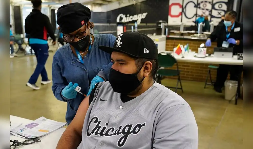 Autoridades de EE. UU. afirman que la decisión de donar las vacunas anti-COVID-19 obedece a la ciencia y a las necesidades de los países. Foto: AFP/referencial Autoridades de EE. UU. afirman que la decisión de donar las vacunas anti-COVID-19 obedece a la ciencia y a las necesidades de los países. Foto: AFP/referencial