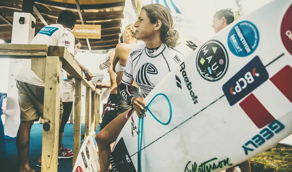 Sofía Mulanovich no pudo avanzar de ronda y no depende de sí misma para clasificar a Tokio 2020. Foto: web oficial de International Surfing Association (ISA)