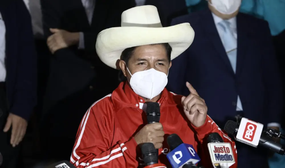 El candidato a la presidencia por Perú Libre remarcó que es necesario un compromiso conjunto "para que la lealtad por el Perú empiece por este Gobierno". Foto: Aldair Mejia