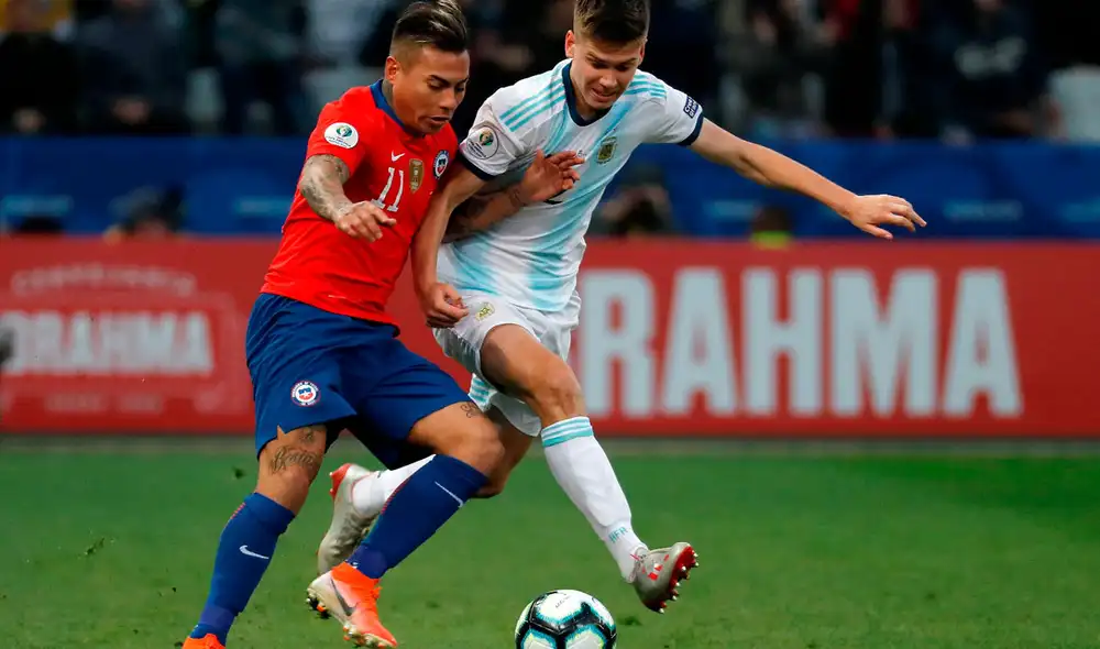 El último choque oficial Argentina vs. Chile, por la Copa América 2019, terminó con victoria albiceleste 2-1. Foto: EFE El último choque oficial Argentina vs. Chile, por la Copa América 2019, terminó con victoria albiceleste 2-1. Foto: EFE