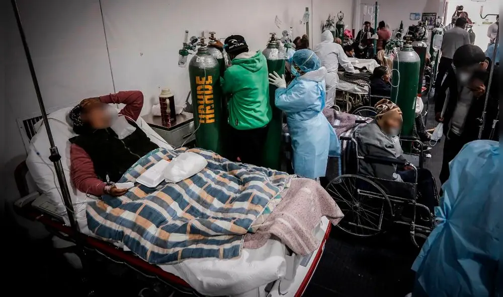 Un total de 84 pacientes luchan por su vida en UCI. Foto: Oswald Charca/La República