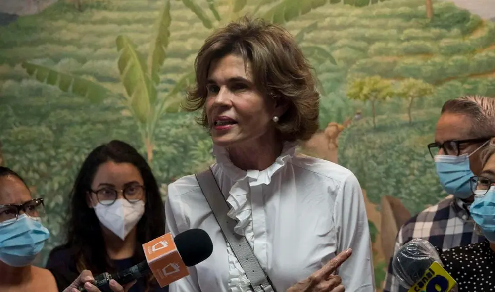 Chamorro es considerada como la figura de la oposición nicaragüense con mayor probabilidad de ganar las elecciones de noviembre. Foto: EFE Chamorro es considerada como la figura de la oposición nicaragüense con mayor probabilidad de ganar las elecciones de noviembre. Foto: EFE