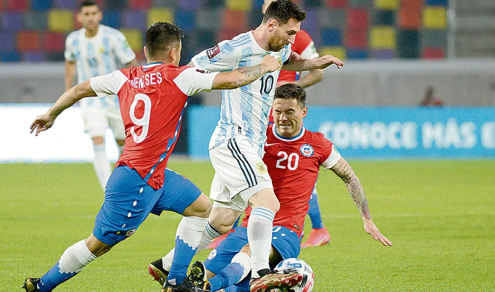 Igualdad. Selecciones empataron a uno por las Eliminatorias a Qatar 2022. Messi y Sánchez hicieron los goles. Foto: difusión Igualdad. Selecciones empataron a uno por las Eliminatorias a Qatar 2022. Messi y Sánchez hicieron los goles. Foto: difusión