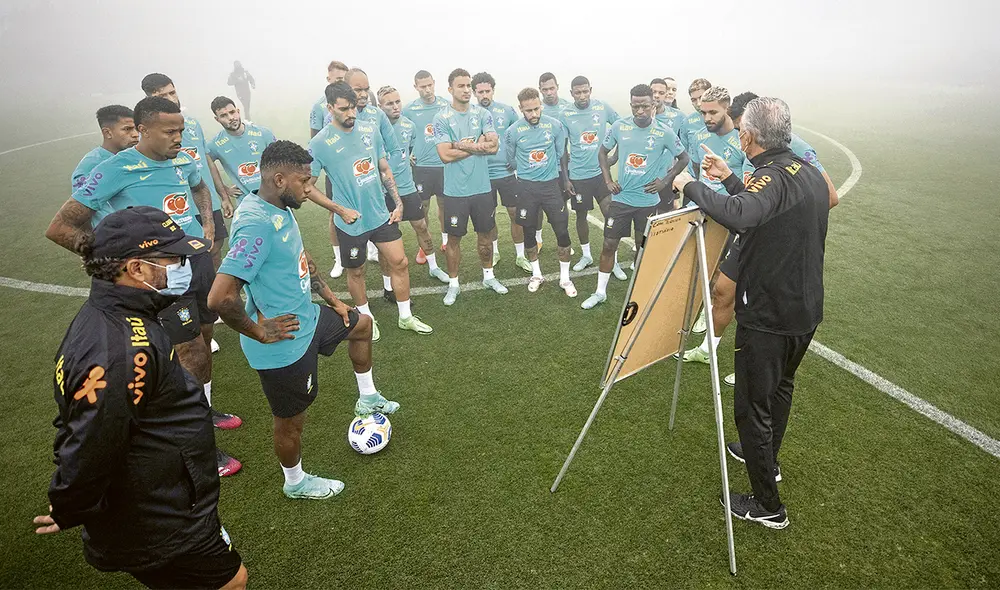 Mediante rueda de prensa, el entrenador Tité manifestó que los jugadores tienen una postura respecto a su presencia en el certamen continental. Foto: EFE Mediante rueda de prensa, el entrenador Tité manifestó que los jugadores tienen una postura respecto a su presencia en el certamen continental. Foto: EFE