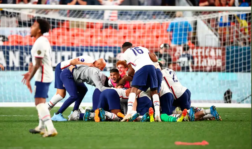 Estadio Unidos se llevó el título de la Liga de Naciones Concacaf tras vencer a México en la próroga. Foto: Twitter Universal Deportes Estadio Unidos se llevó el título de la Liga de Naciones Concacaf tras vencer a México en la próroga. Foto: Twitter Universal Deportes