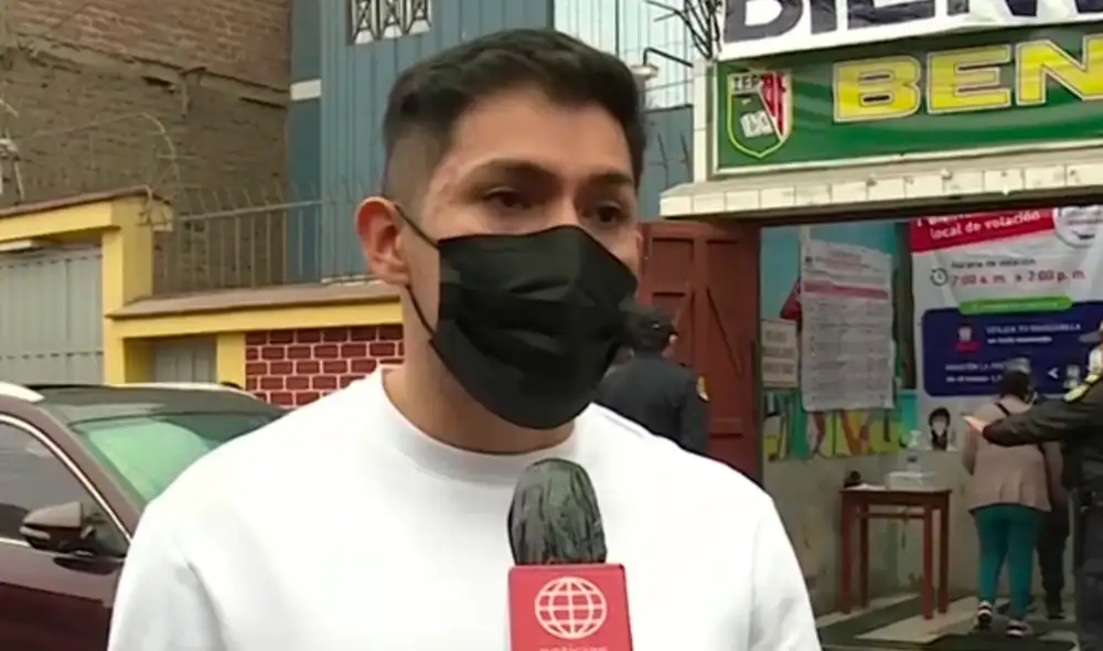 Santiago explicó que estuvo en su local de votación horas antes de que este abriera. Foto: captura América TV Santiago explicó que estuvo en su local de votación horas antes de que este abriera. Foto: captura América TV
