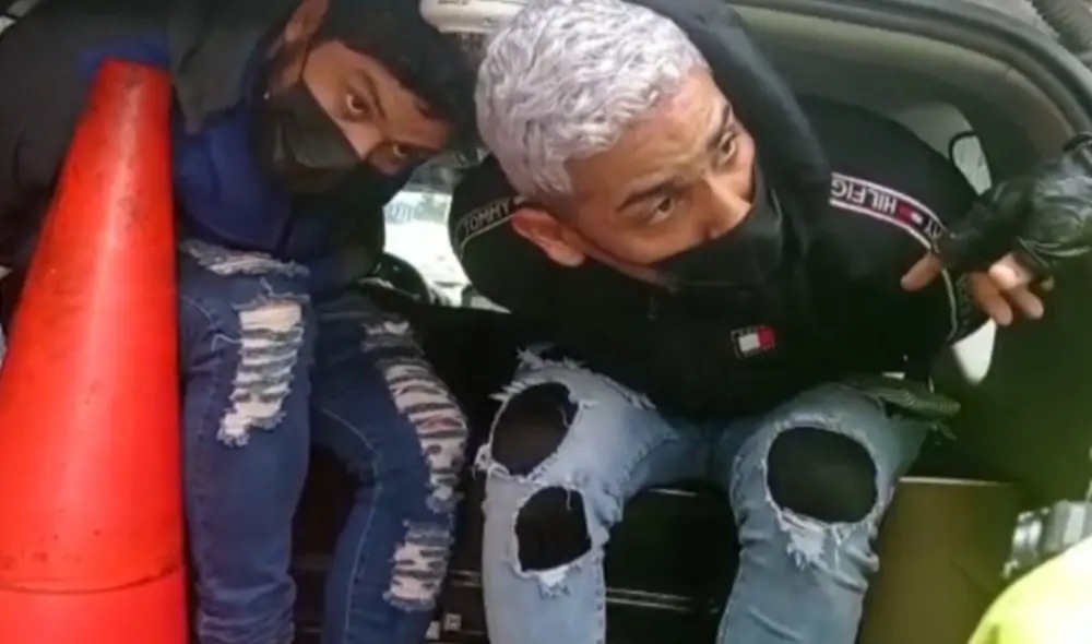 Walter Samir Herrera y Eli Paul Contreras fueron llevados al Depincri del distrito. Foto: Municipalidad de Surco Walter Samir Herrera y Eli Paul Contreras fueron llevados al Depincri del distrito. Foto: Municipalidad de Surco