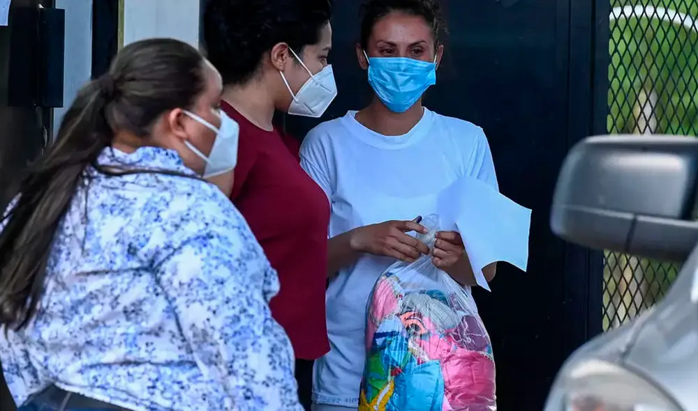 Un tribunal la acusó de homicidio agravado y la condenó a 30 años de cárcel, pero la justicia redujo la pena a 10 años de prisión que se cumplen en octubre de 2022. Foto: AFP