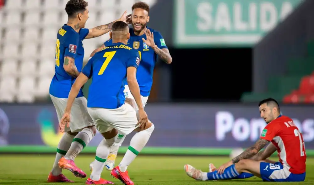 Brasil y Paraguay se enfrentan en el Estadio Defensores del Chaco. Foto: Twitter CFB Brasil y Paraguay se enfrentan en el Estadio Defensores del Chaco. Foto: Twitter CFB