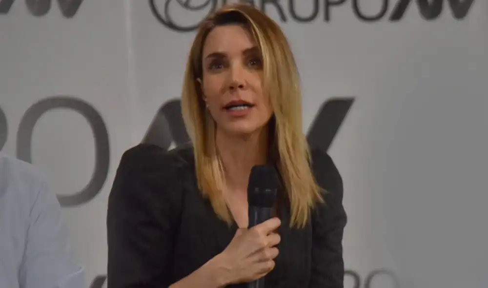 “Un periodista no tiene por qué seguir una línea que no vaya acorde a sus valores y principios", expresó Juliana Oxenford en Twitter. Foto: Jenny Valdivia - GLR