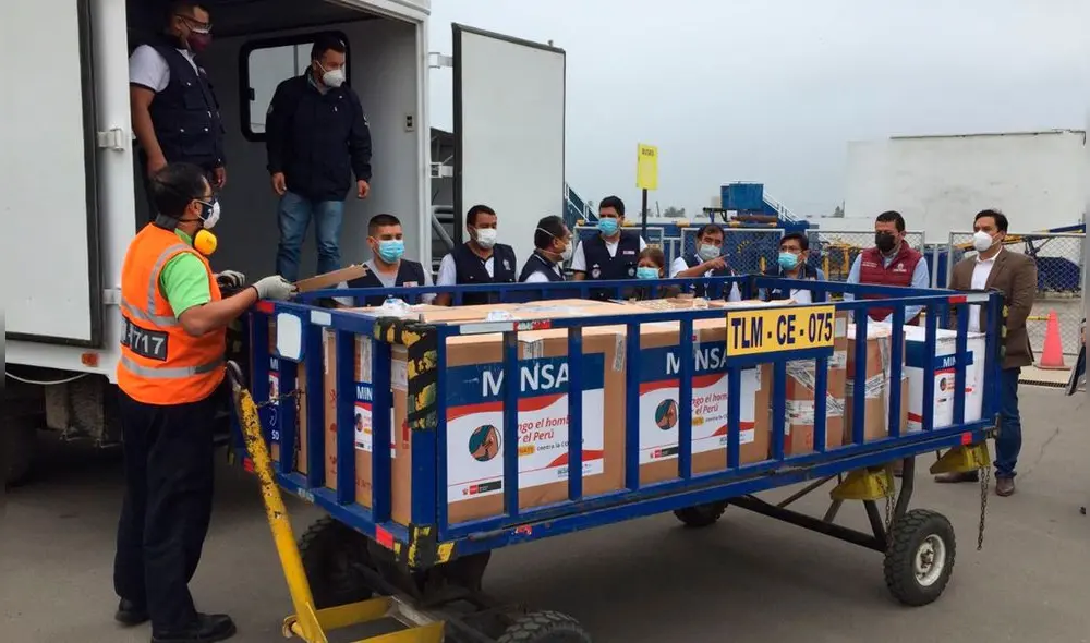 Lote fue trasladado al almacén de vacunas de la Geresa, bajo estricta seguridad. Foto: Geresa Lambayeque