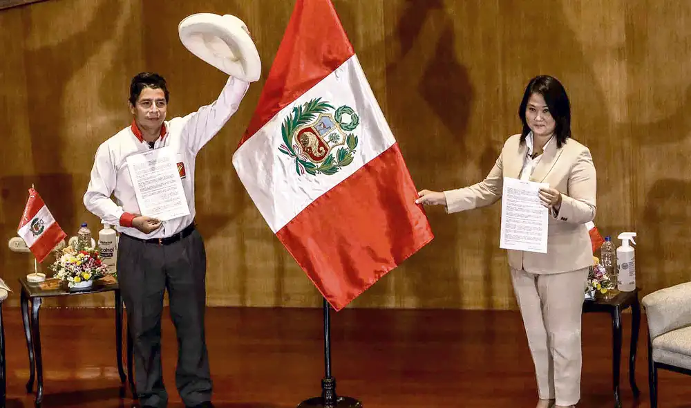 Compromiso. Keiko Fujimori y Pedro Castillo firmaron la Proclama Ciudadana hace 25 días. Foto: Antonio Melgarejo / La República