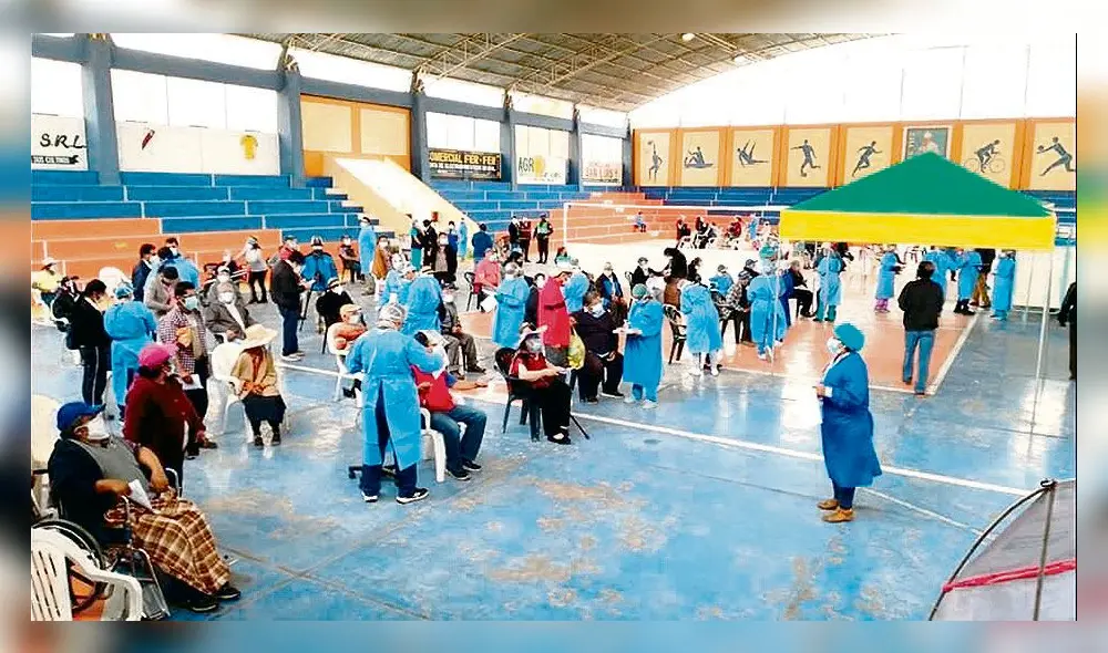 Llegaron. Tacna recibió 85 mil dosis de vacunas contra la COVID-19. Llegaron. Tacna recibió 85 mil dosis de vacunas contra la COVID-19.