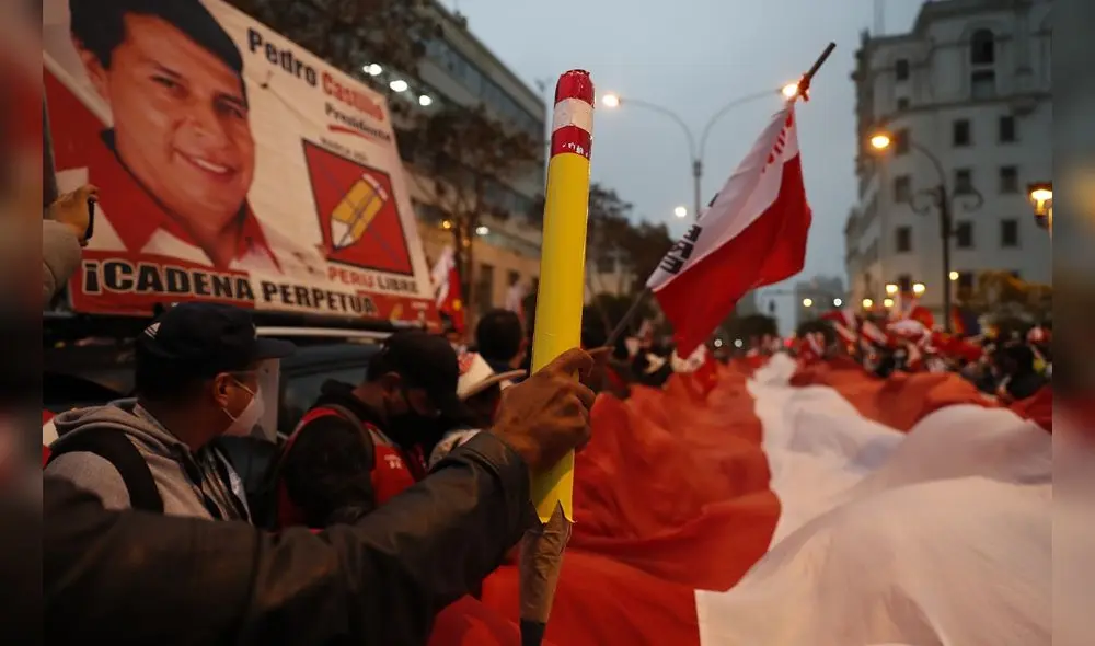 El Frente Amplio de Uruguay reconoce la unidad de los sectores de izquierda y progresistas que apoyaron la candidatura de Pedro Castillo en Perú. Foto: EFE El Frente Amplio de Uruguay reconoce la unidad de los sectores de izquierda y progresistas que apoyaron la candidatura de Pedro Castillo en Perú. Foto: EFE